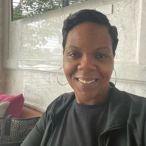 Meet your Posher, Marsha